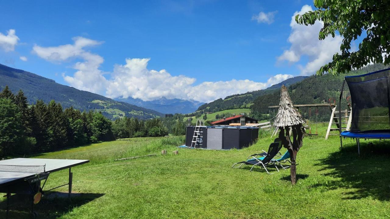 Hexenhaus Apartamento Hüttau Exterior foto